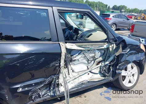 2010 Kia Soul +/!/Sport z USA, uszkodzony, nr VIN KNDJT2A2XA7700382